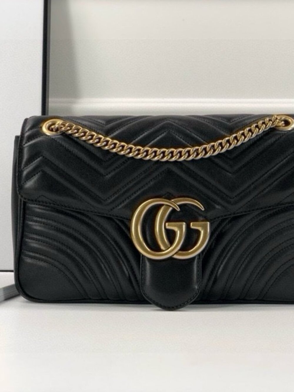 GUCCI GG Marmont Small Shoulder Bag Matelassé